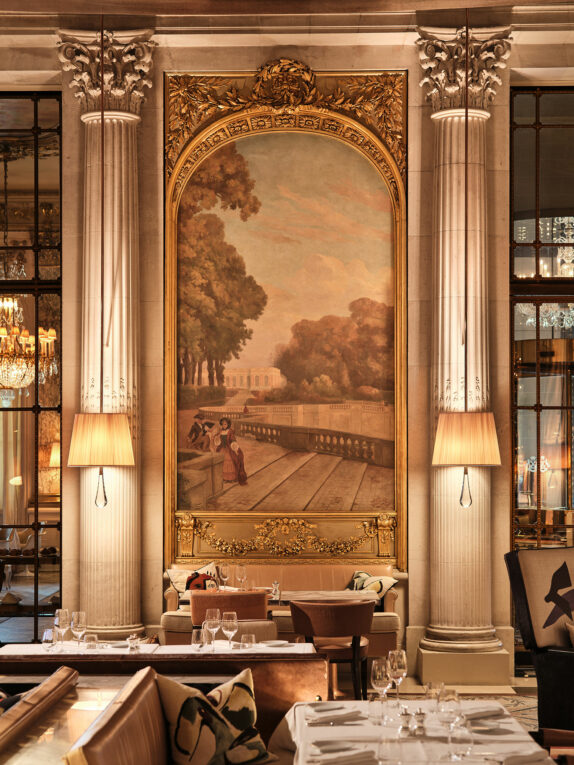 le-dali-painting-le-meurice-restaurant-HR-mark-read
