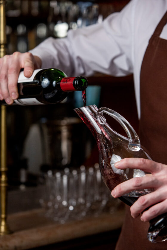 Geste sommellerie Benoit Paris