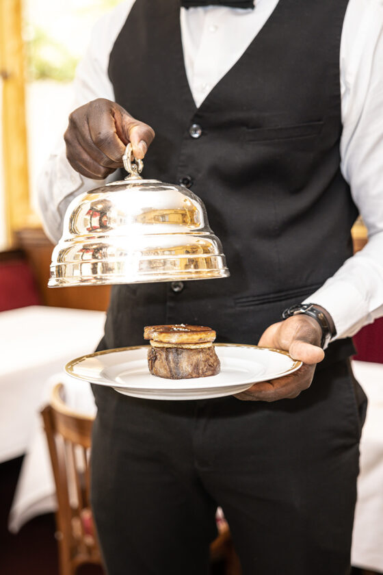 Service, Benoit Paris